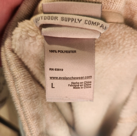 Outdoor Supply Co. Warm pullover top size large - Picture 7 of 7